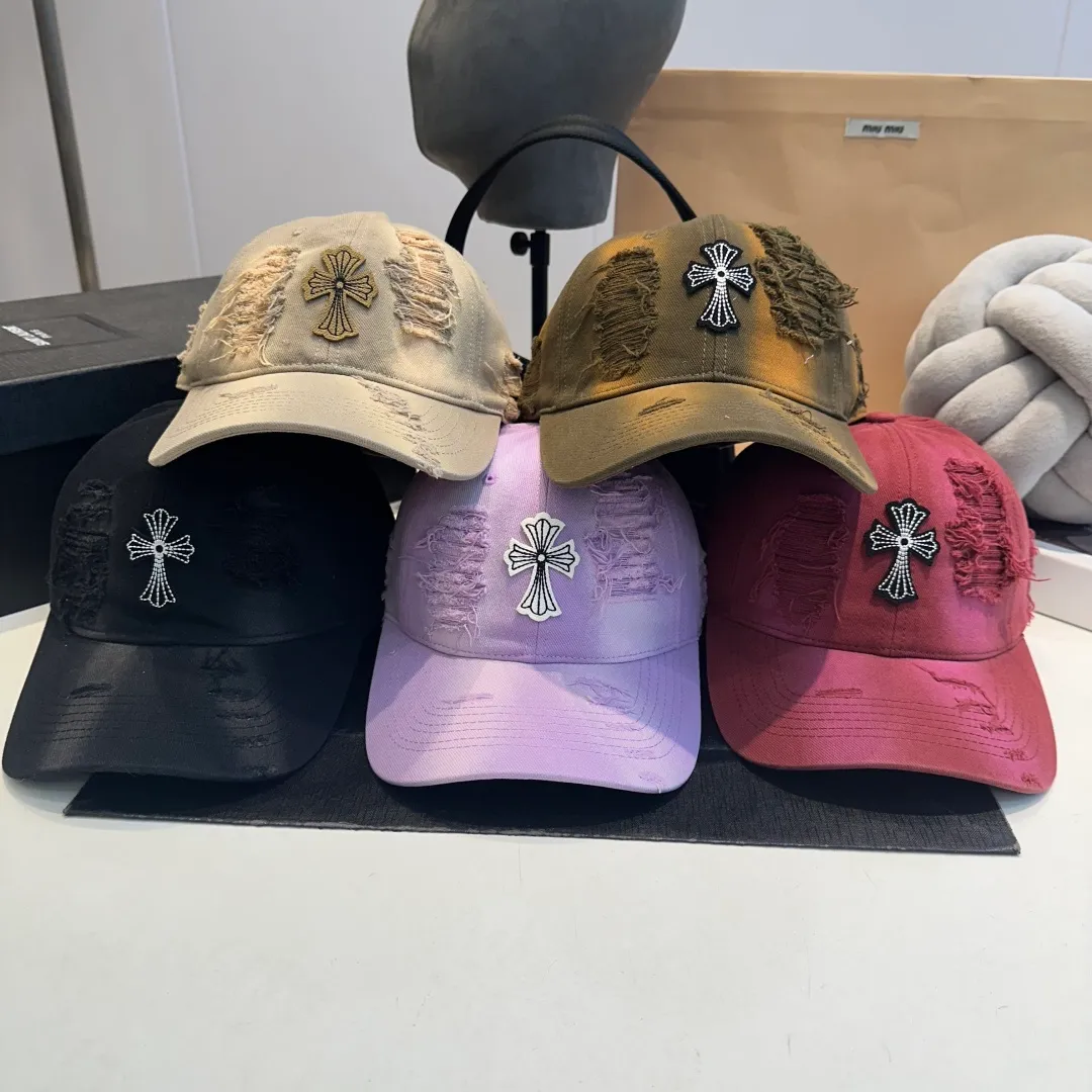 P56 Crow Heart Baseball Cap, holed retro peaked cap, head circumference 57.cm